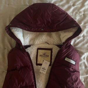HOLLISTER VEST